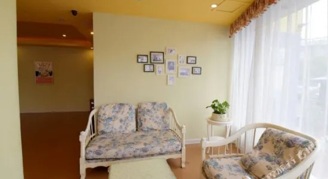 Homeinn Business Hotel (Huaibei Renmin Road Sports Center), Varaa Hotelli Huaibei Anhui