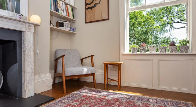 Two Bedroom House in Islington
