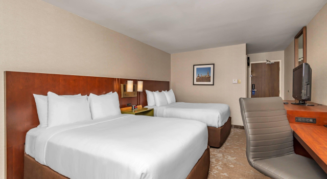 Четырёхместный номер Standard Comfort Inn Kenora