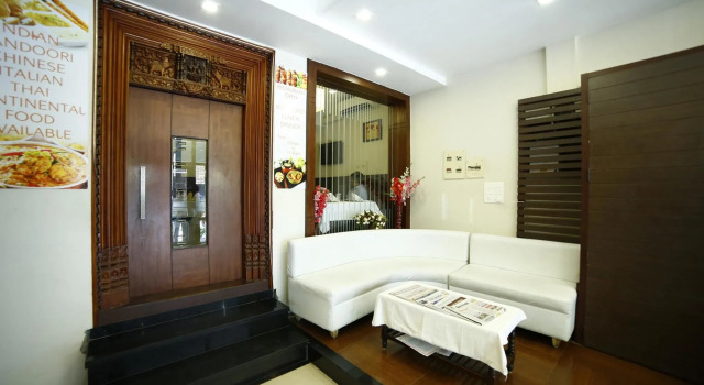OYO Rooms off Aurobindo Ashram, Забронировать Отель Пондичерри Пондичерри