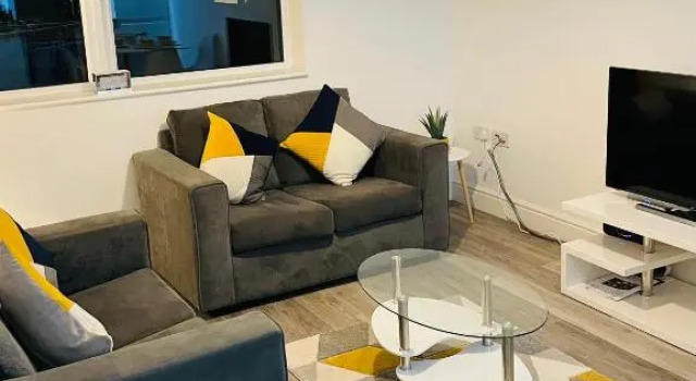 #0311 Two Bedroom serviced apartment - Free Parking, Varaa Huoneisto Asunnot kohteessa Merseyside, Huoneisto