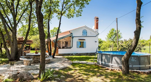 Lovely Holiday Home in Rovinj With Private Swimming Pool, Забронировать Отель Отели Rovinj Riviera 3 звезды, 3*