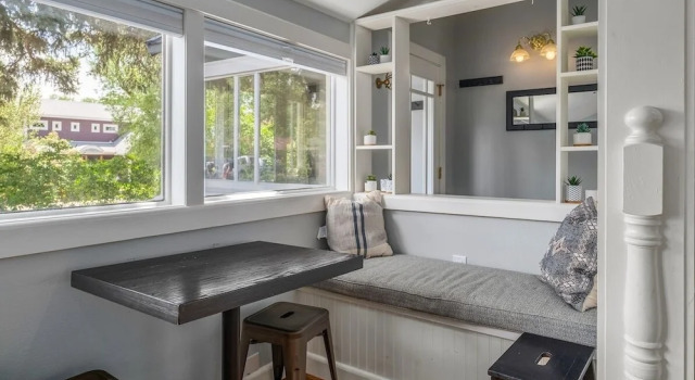 Коттедж 128 Spruce Street 2 Bedroom Home by RedAwning
