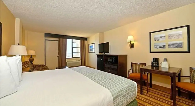 Двухместный номер Standard RUSHHH Daytona Beach, Tapestry Collection by Hilton