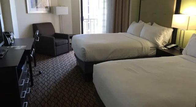 Четырёхместный номер Standard с видом на залив Holiday Inn Corpus Christi Downtown Marina by IHG