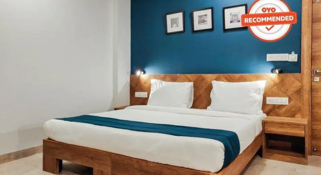 SilverKey Executive Stays 41109 Chikitsak Nagar
