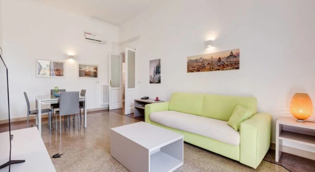 Bright and Modern 2 bed Flat in Prati, Забронировать Отель Рим Лацио, рядом с Площадь Фламинио