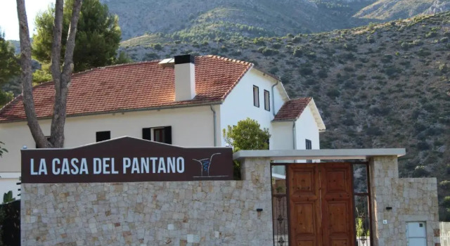 YOUNG Hotels Denia, Забронировать Отель Валь-де-Лагуарт Валенсийское сообщество