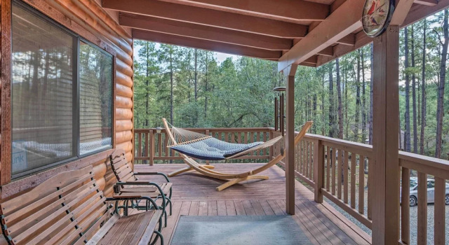 Коттедж Fish, Hike & Explore: Prescott Cabin w/ Grill!