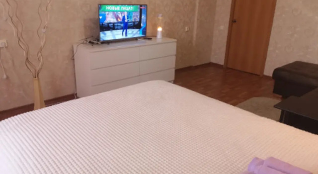Sweet Home (СвитХоум) на улице Карла Маркса 48, Забронировать Апартаменты/квартира Отели Нижнего Новгорода с парковкой, Парковка