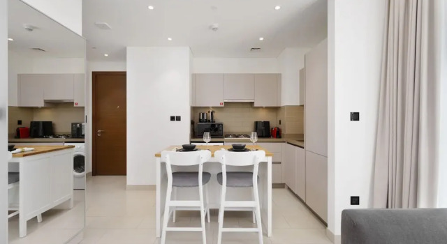 Maison Privee - Modern & Chic Retreat 10min from Downtown Dubai, Забронировать Апартаменты/квартира Отели Даунтаун Дубая с парковкой, Парковка