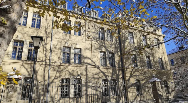 Appartements Schwere Reiter Straße, Varaa Huoneisto Hotellit Baijeri pysäköinnillä, Pysäköinti