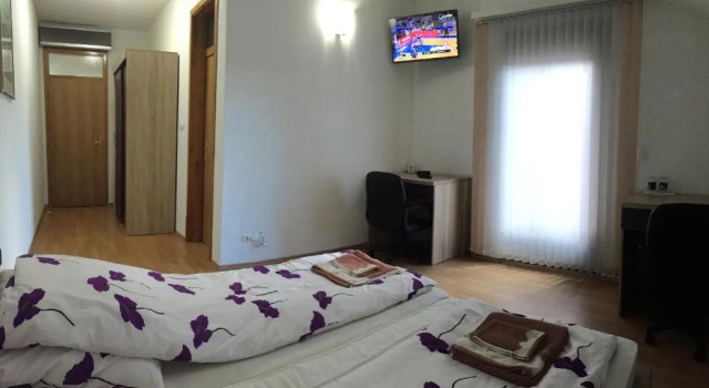 Двухместный номер Standard с балконом и с видом на реку City Bridge Guest House