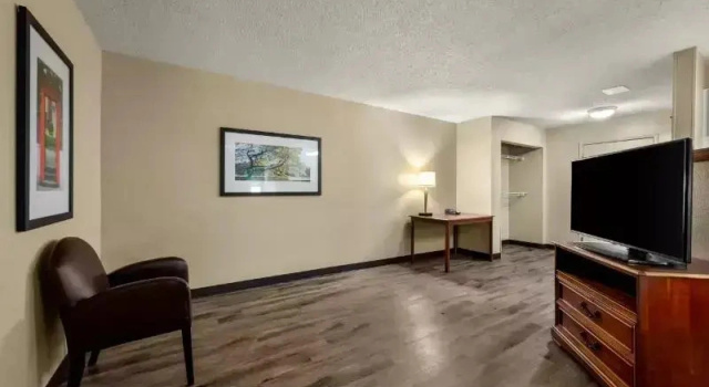 Двухместный люкс c 1 комнатой Suburban Studios Houston North I-45