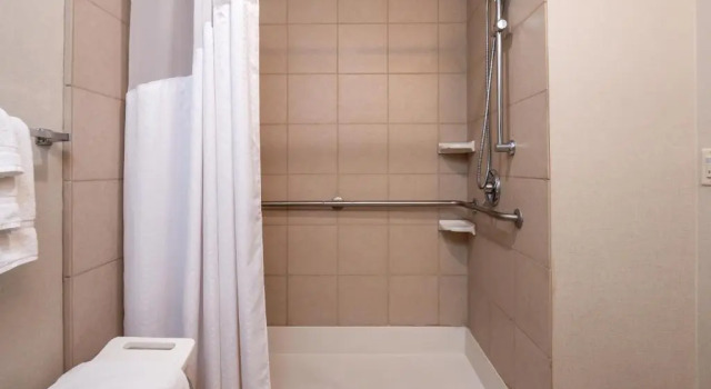 Номер Standard Holiday Inn & Conference Center Marshfield by IHG