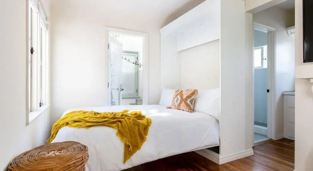 Quaint Little Italy Suites by Sonder