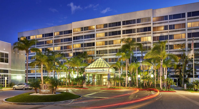 Люкс DoubleTree by Hilton LAX - El Segundo