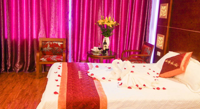 Sapa Luxury hotel & Spa, Забронировать Отель Недорогие отели Шапа, рядом с Рынок Сапа, недорого