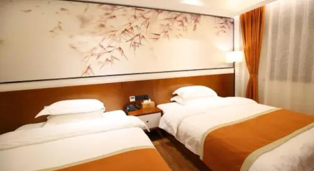 Four Seasons Are Picturesque Guesthouse, Rezerwuj Hotel Hotele w Wulingyuan z parkingiem, Parking