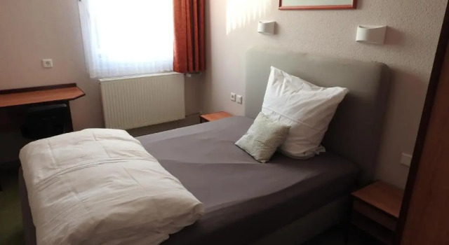 Hotel Anhalt, Prenota Hotel Hotel a Garz con parcheggio, Parcheggio