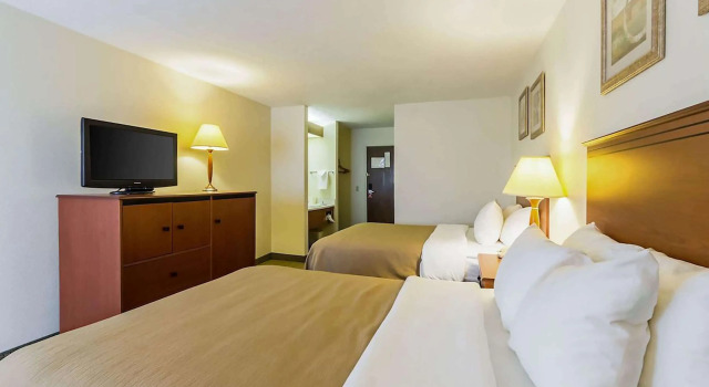 Baymont by Wyndham Omaha SW, Rezerwuj Hotel Hotele w Omaha z basenem, Basen