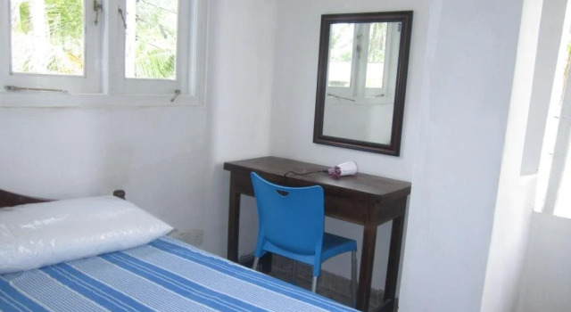 White Surfing Beach Resort