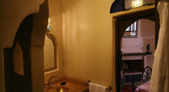 Camera Standard Riad Lyla