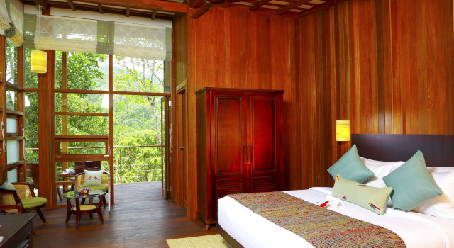 Niraamaya Retreats Cardamom Club, Забронировать Курортный отель Бизнес-отели штата Кералы, 4* 5*