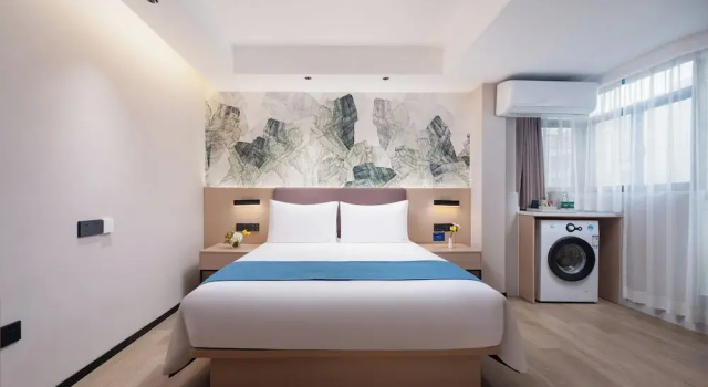 Номер Standard NAIVE L Executive Apartments Coast City