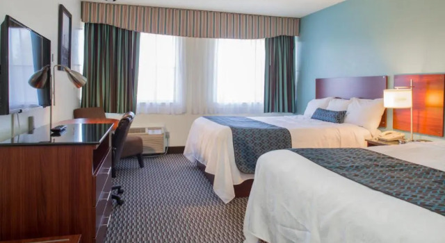 Четырёхместный номер Standard Hotel Mira Vista