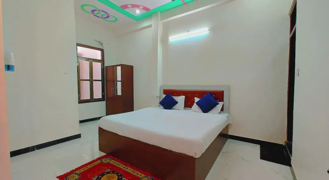 HOTEL O GS GALAXY, Забронировать Отель Варанаси штат Уттар-Прадеш, рядом с Bharat Mata Temple