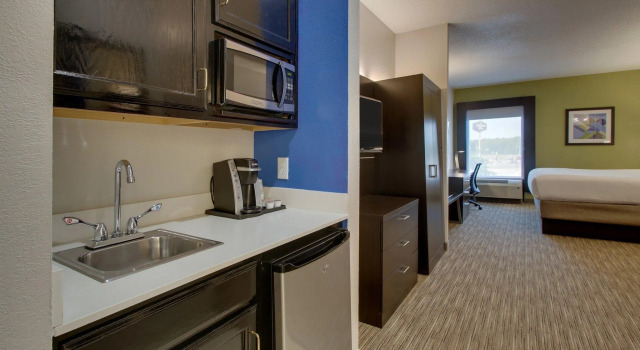 Двухместный люкс Holiday Inn Express & Suites Lebanon by IHG