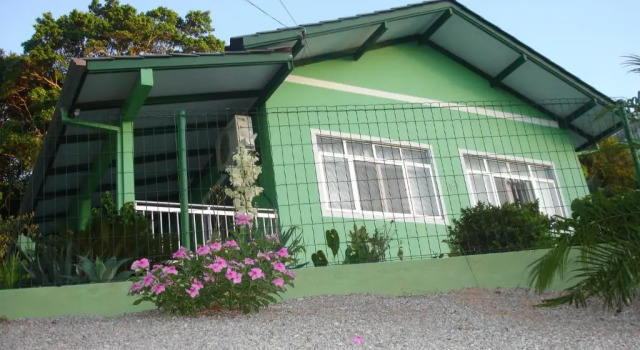 Коттедж Residencial Caminho das Praias