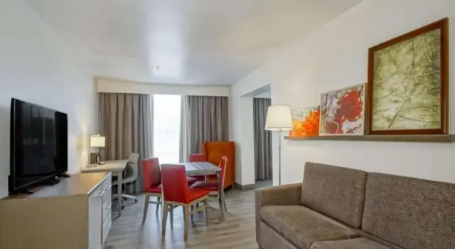 Номер Executive Country Inn & Suites by Radisson, New Orleans I-10 East, LA