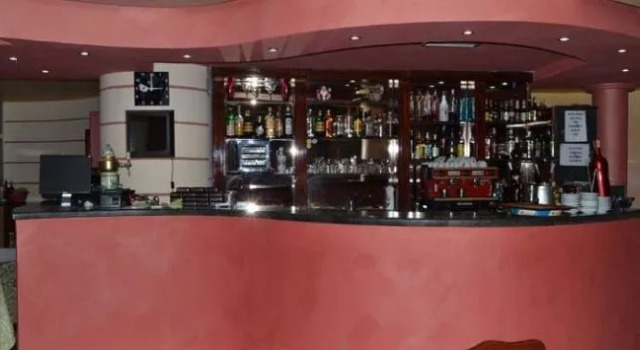Green Park Hotel, Rezerwuj Hotel Hotele w Durres County z parkingiem, Parking