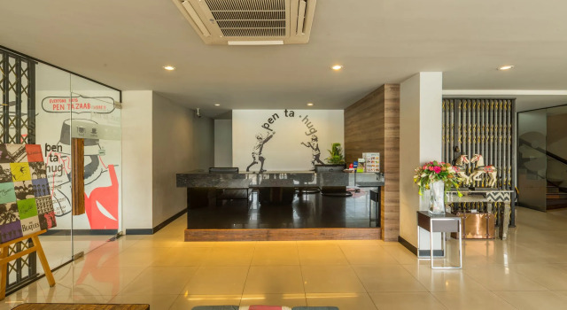 Pen Ta Hug Hotel, Rezervasyon Otel Ubon Ratchathani 