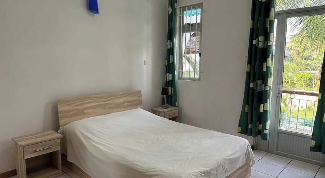 Apartament 3 camere cu balcon Pingouinvillas