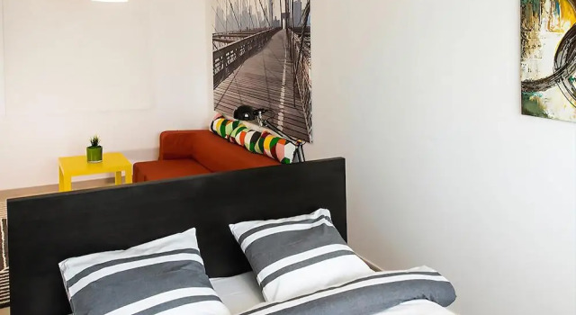 Studio R by MRG Apartments