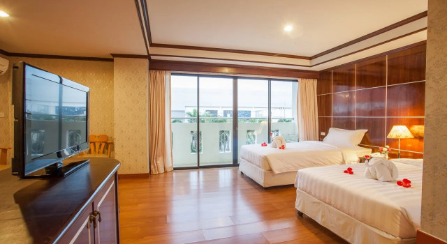 Hillton Holiday Pattaya(ฮิลตัน ฮอลิเดย์ เซ็นทรัล พัทยา)
