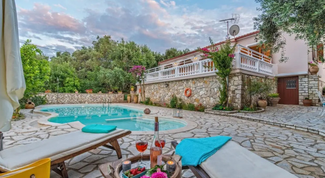 Villa Vavilla, Book Villa Hotels in Paxoi with a Pool, Swimming Pool