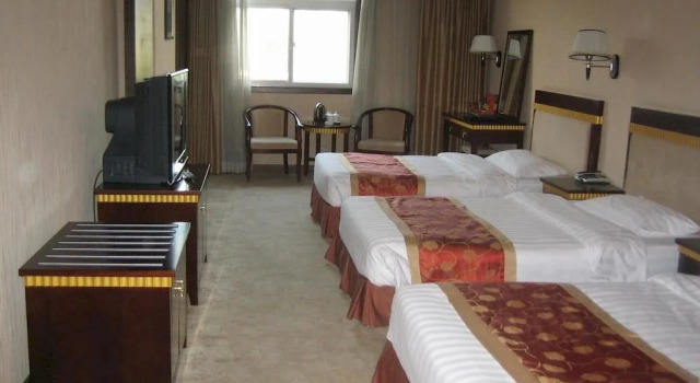 Orange Hotel  (Beijing huiyizhongxin）