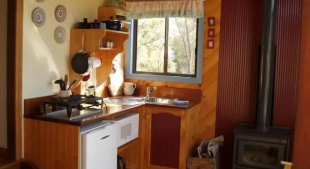 Коттедж c 1 комнатой с балконом Wisteria Cottage