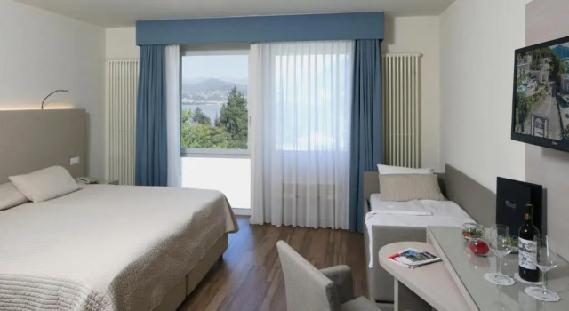 Трёхместный номер Standard Hotel Campione