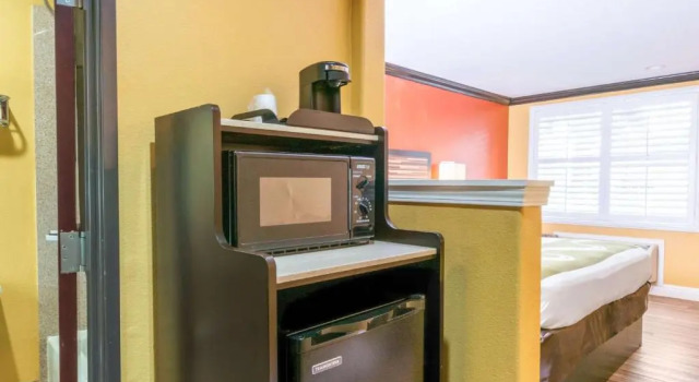 Люкс Quality Inn & Suites Sacramento Downtown Area