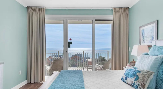 Номер Standard с балконом Sterling Shores 607