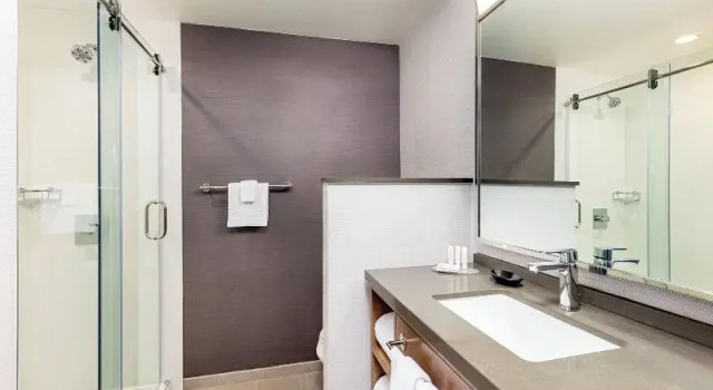 Четырёхместный номер Standard Courtyard Anaheim Buena Park
