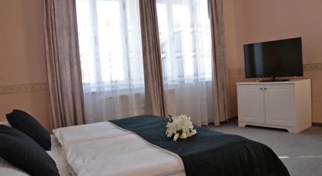 Hotel Havel, Забронировать Отель Рихнов-над-Кнежноу Краловеградецкий край