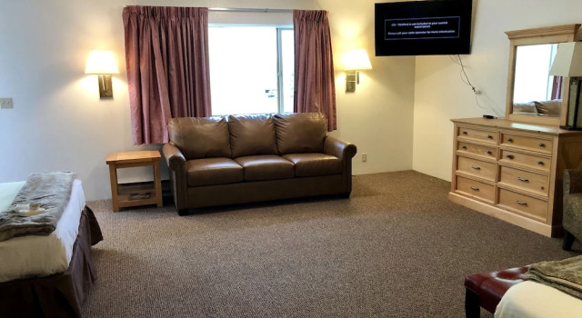Студия Deluxe Golden Eagle Inn