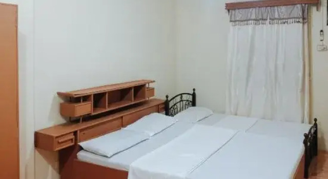 Кровать в общем номере RedDoorz @ Plaza La Paz Iloilo City