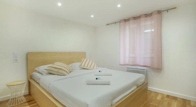 Cosy 2BDR, Забронировать Отель 2-й округ: Биржа Париж, рядом с Лувр — Риволи